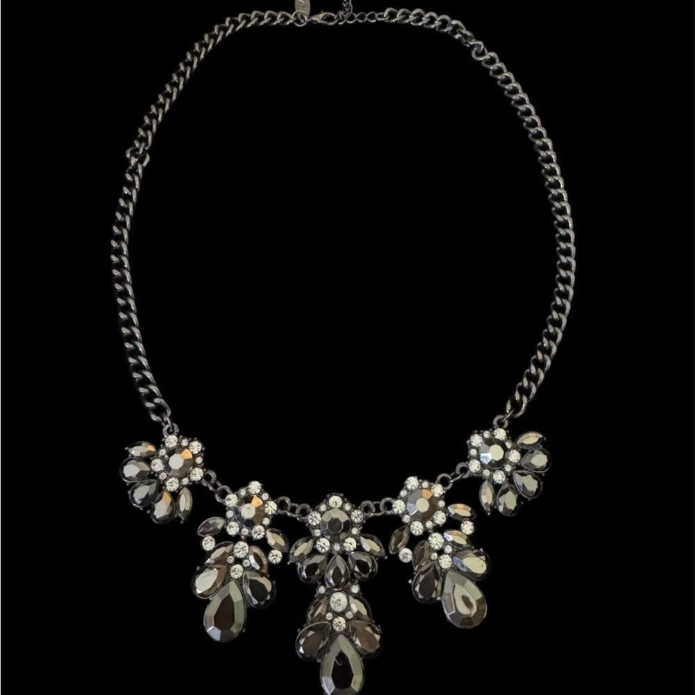 NY Elegant Black Statement Necklace